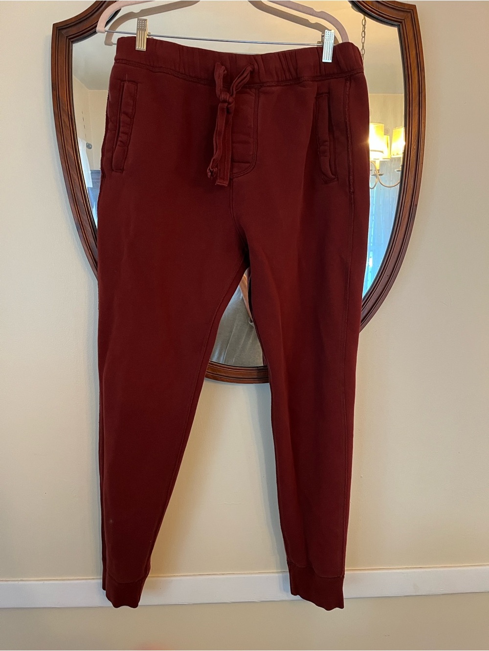 Abercrombie & Fitch Men's Maroon Drawstring Joggers Size Large EUC